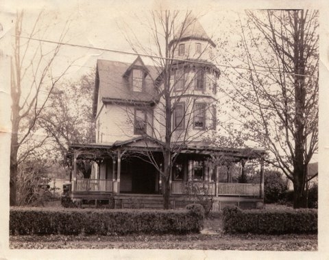 213 Summit Avenue, Built 1894